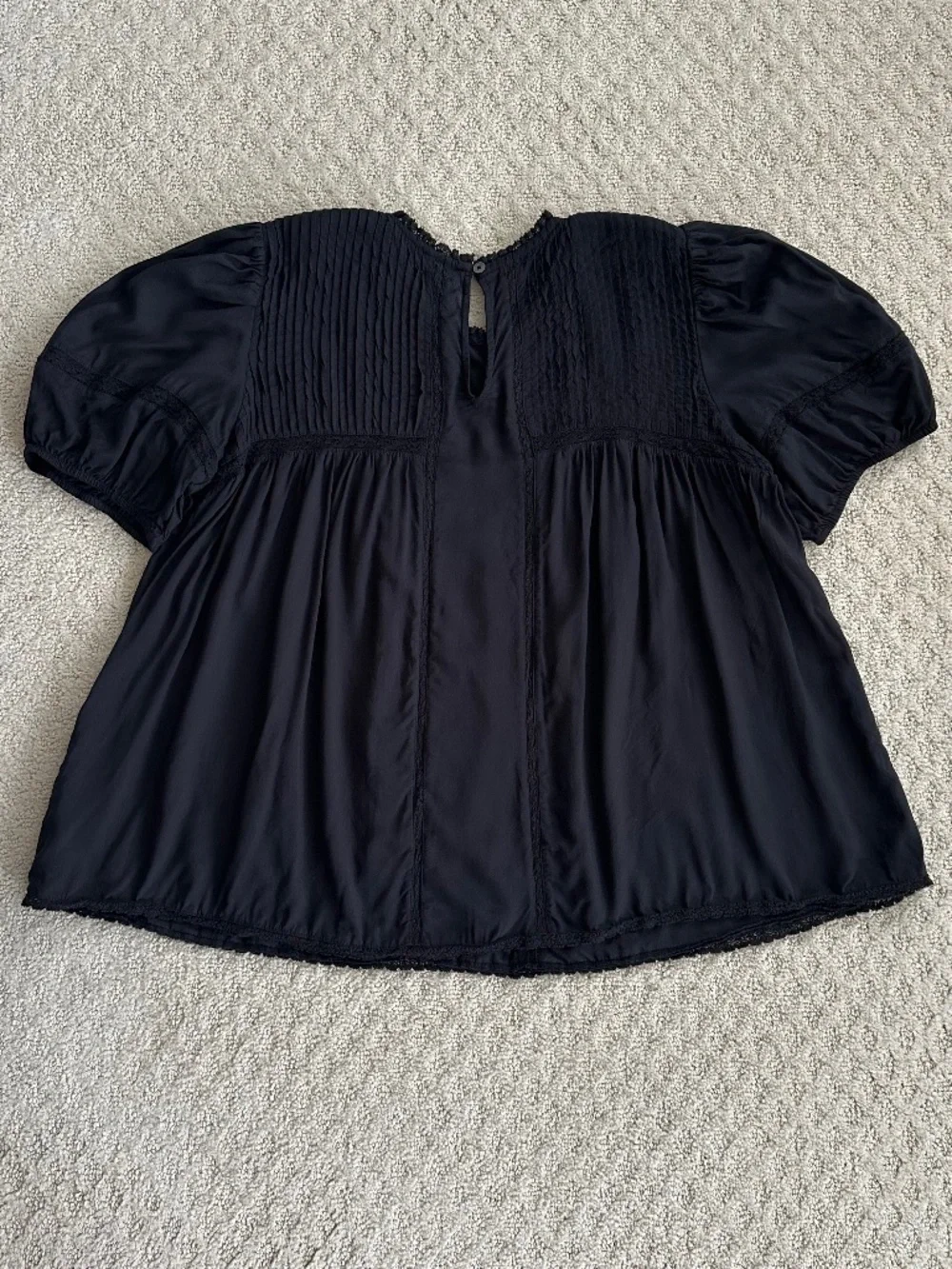 Aritzia Wilfred Wallflower Blouse Black Medium Romantic Relaxed Flowy Babydoll - Picture 5 of 10